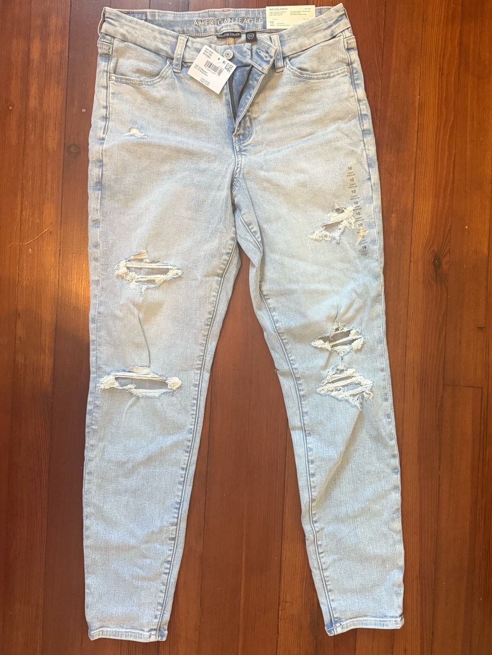 NWT American Eagle Curvy Skinny Jeans